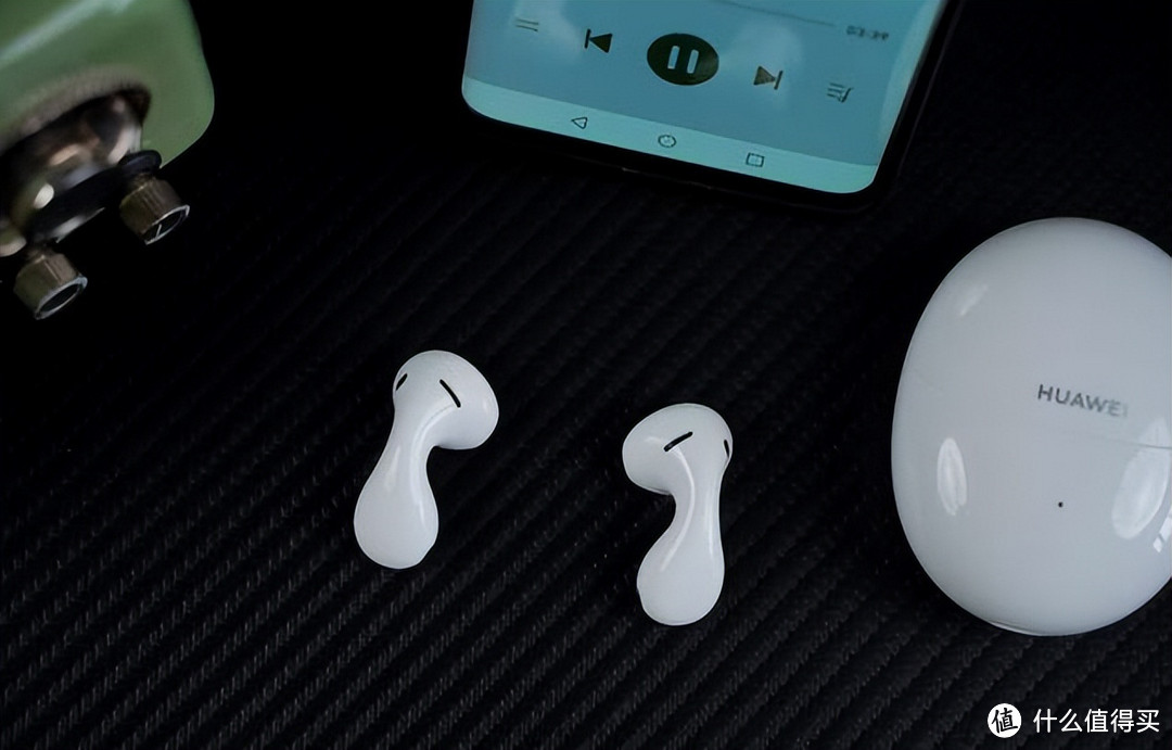 华为FreeBuds 5：音质与舒适兼得的水滴耳机新选择