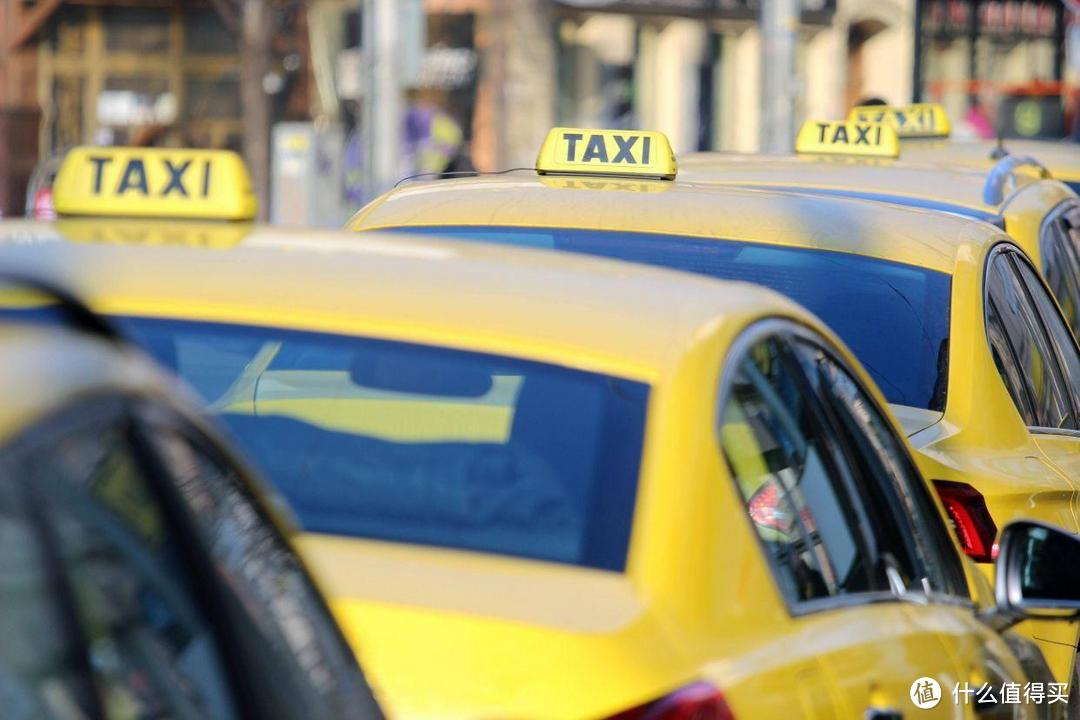 280万出租车司机“血泪控诉”：我们是被时代抛弃的那群人
