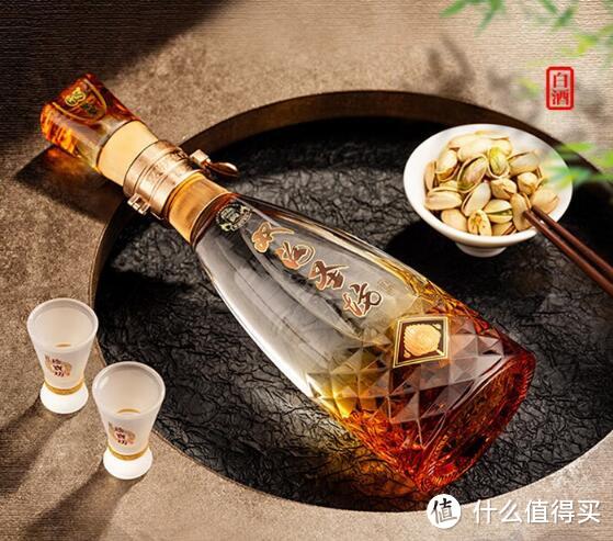 中秋把酒问月，双沟珍宝坊圣坊中秋礼盒，品尝600年的美酒!