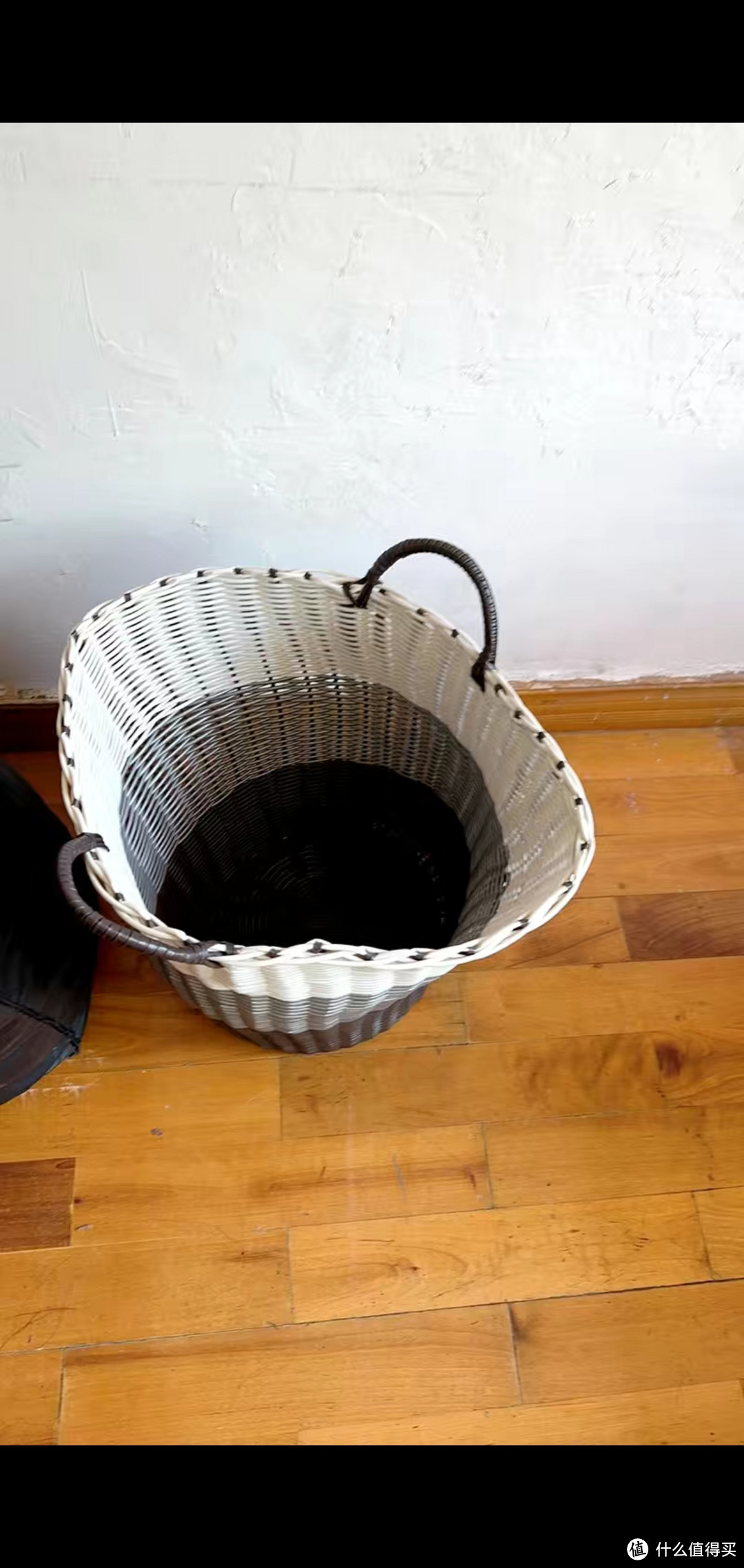 手工编织脏衣篮：为您的家居收纳助手