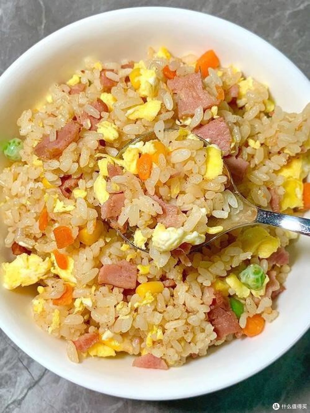 培根蛋炒饭的做法,粒粒金黄!
