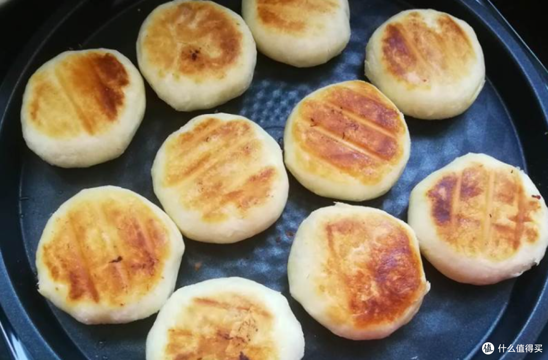 8月十五吃肉松饼-在家就能做,酥得直掉渣