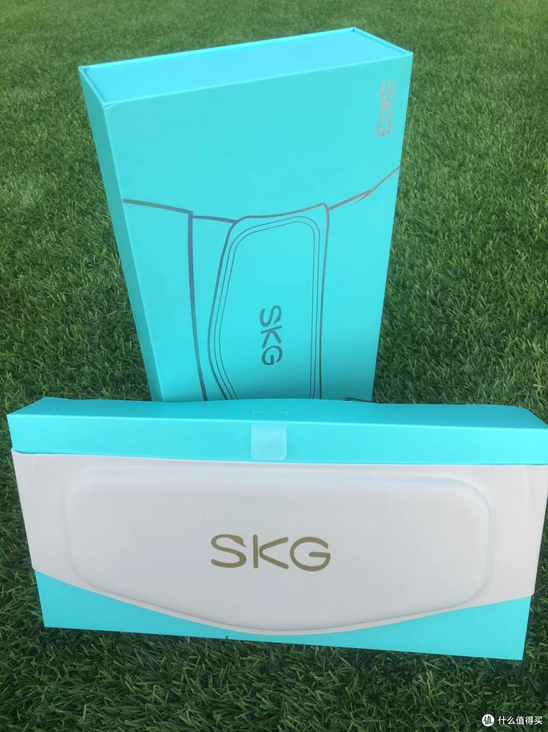 舒缓疲劳,享受静谧时光 —— SKG腰部按摩仪测评