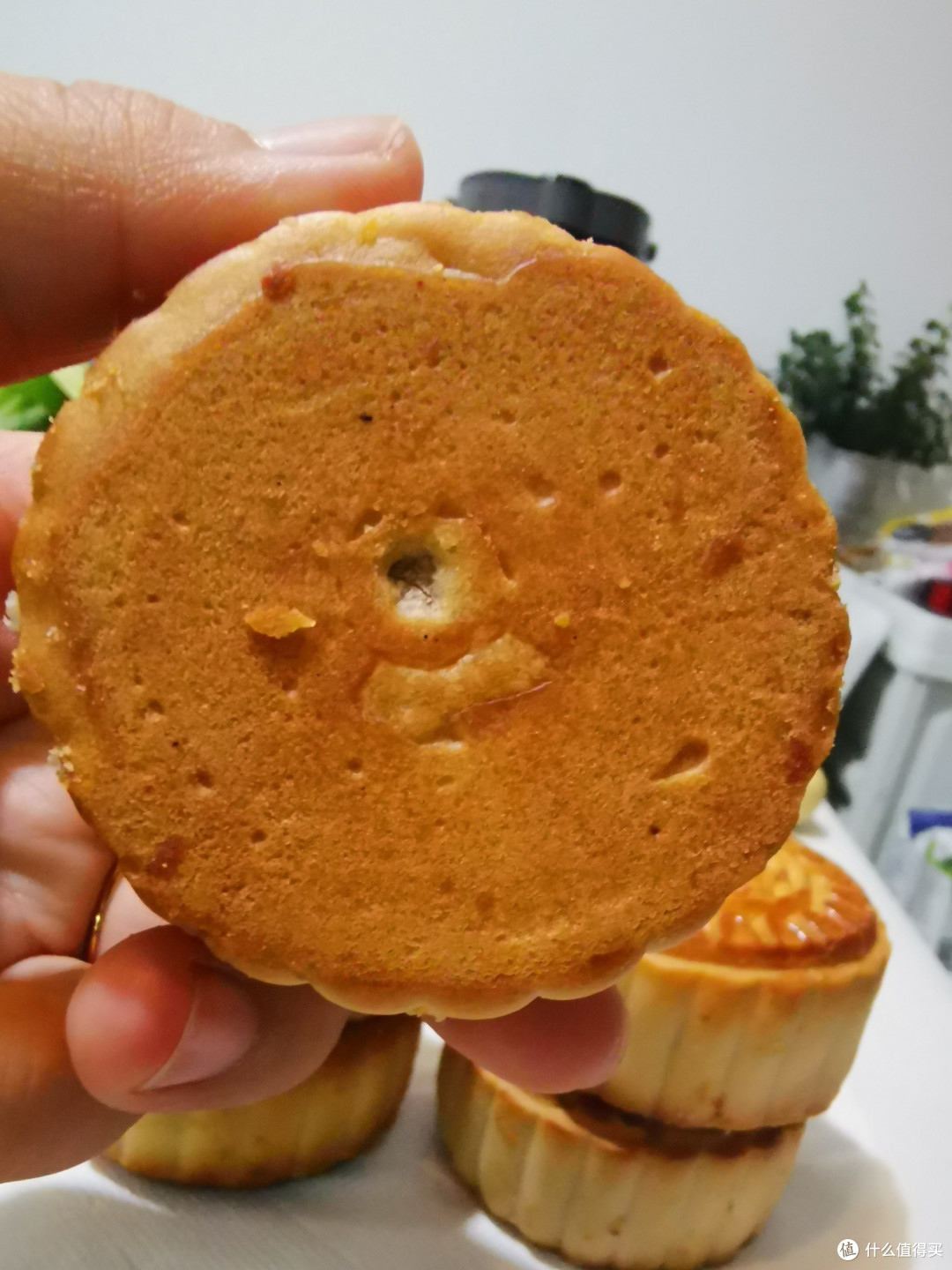 黑芝麻月饼:口感醇香,让你的味蕾尽情享受!