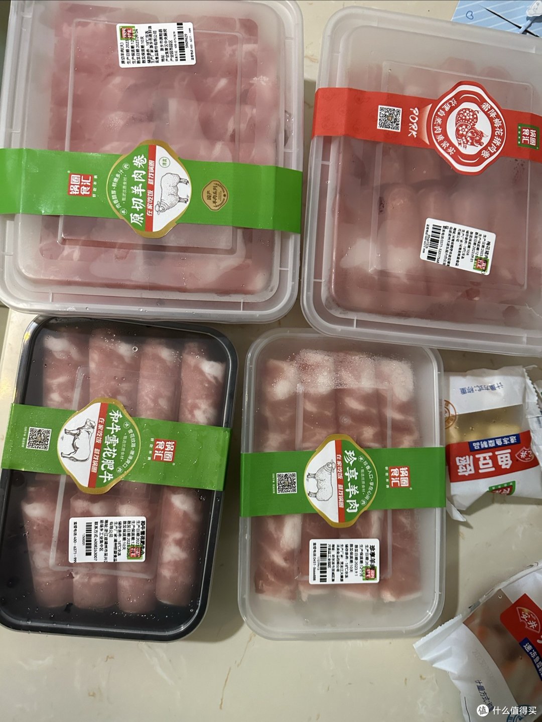 锅圈食汇进货了!价格实惠,美味无比!