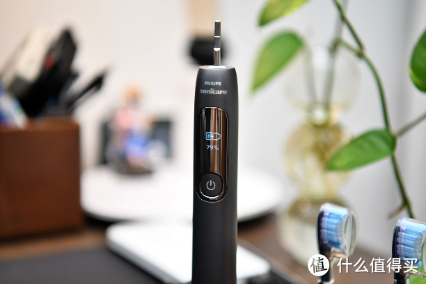 口腔护理更智能:飞利浦全新钻石7系电动牙刷