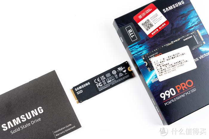 黑曜石静音手提箱——ProArt X670E+4090猛禽+机械大师C34Pro曜石黑装机展示