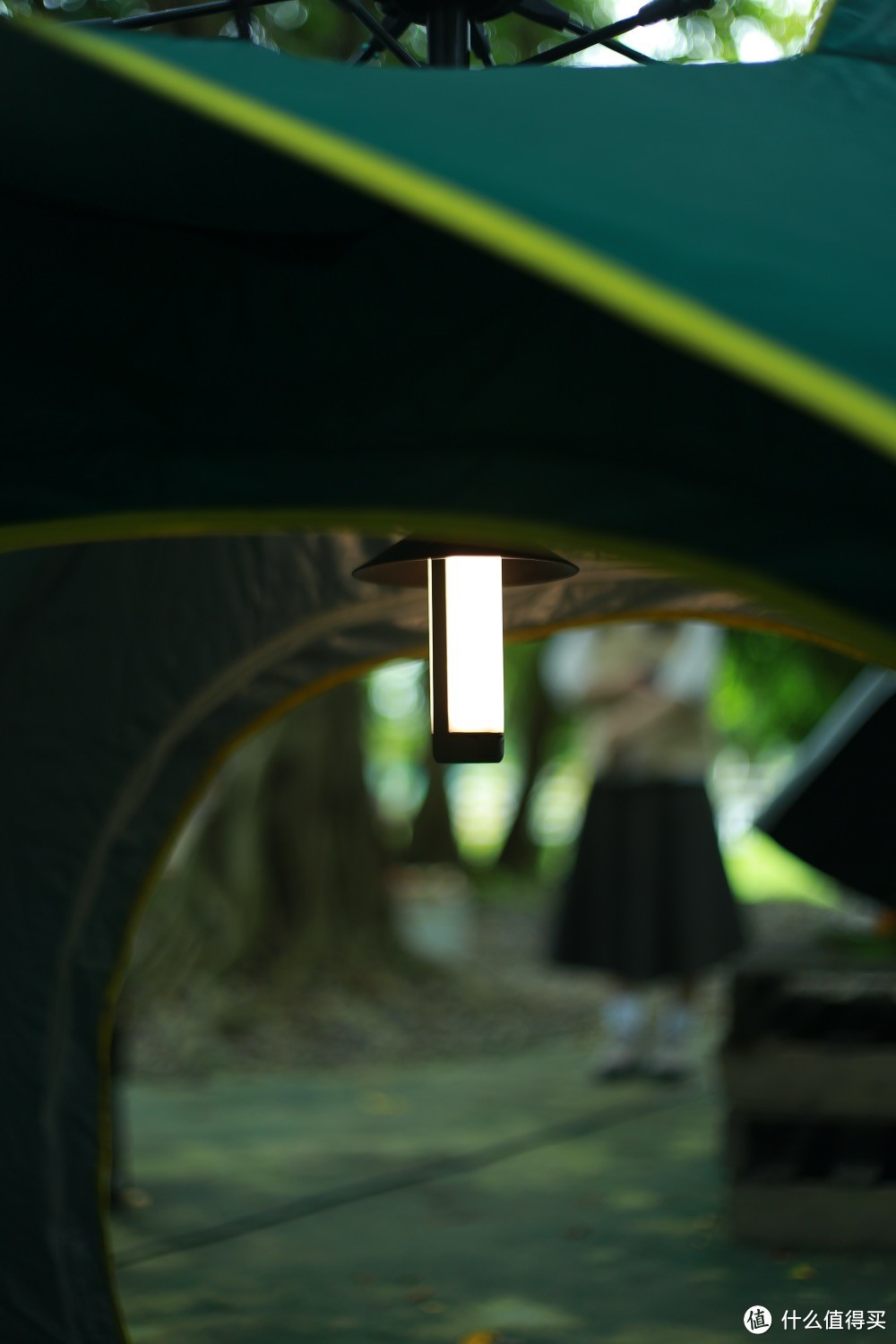 户外露营的新伙伴：多功能、轻便、高性价比的纳拓悟空露营灯