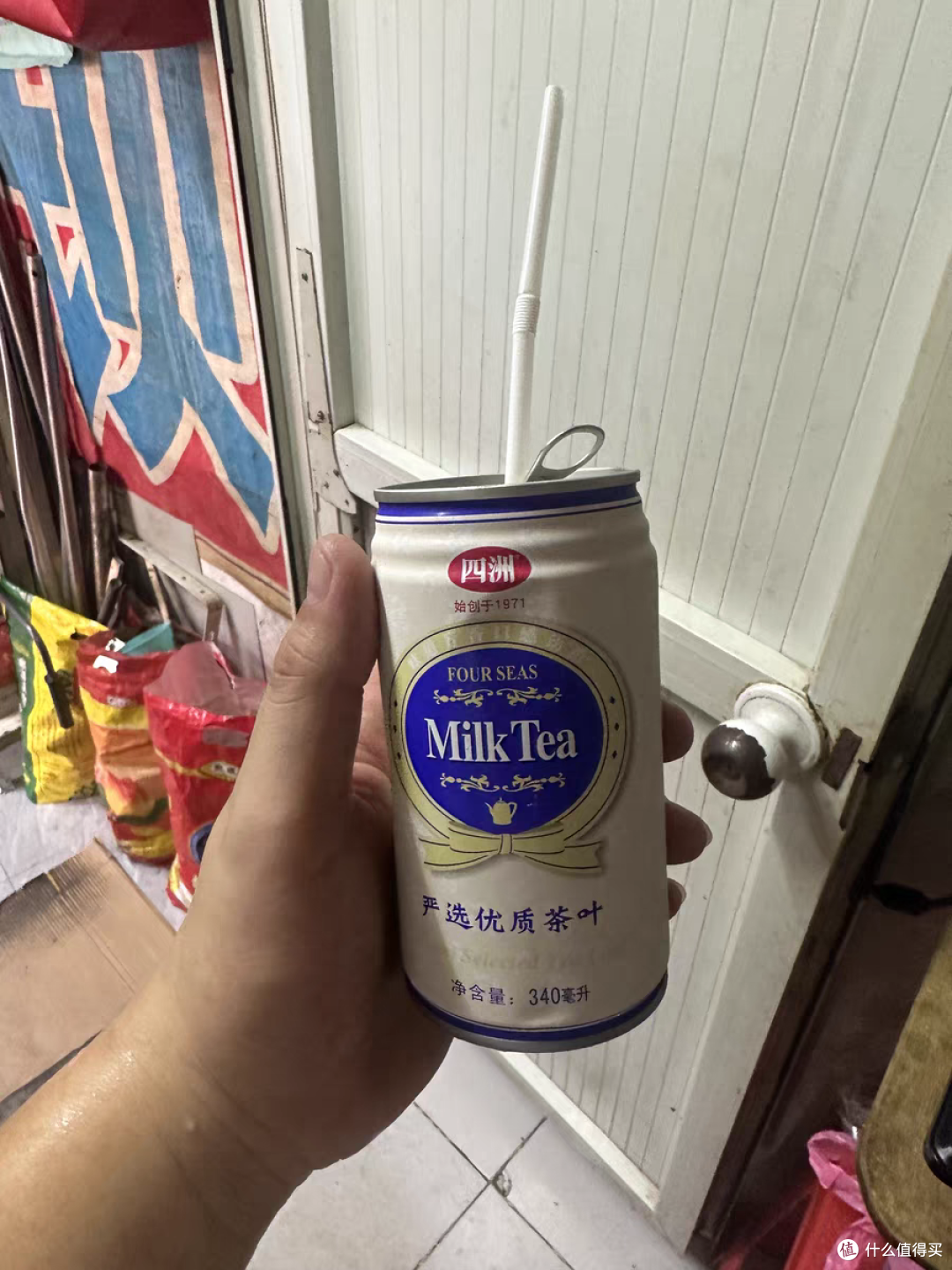 香港进口的四洲奶茶港式罐装饮料,以其独特