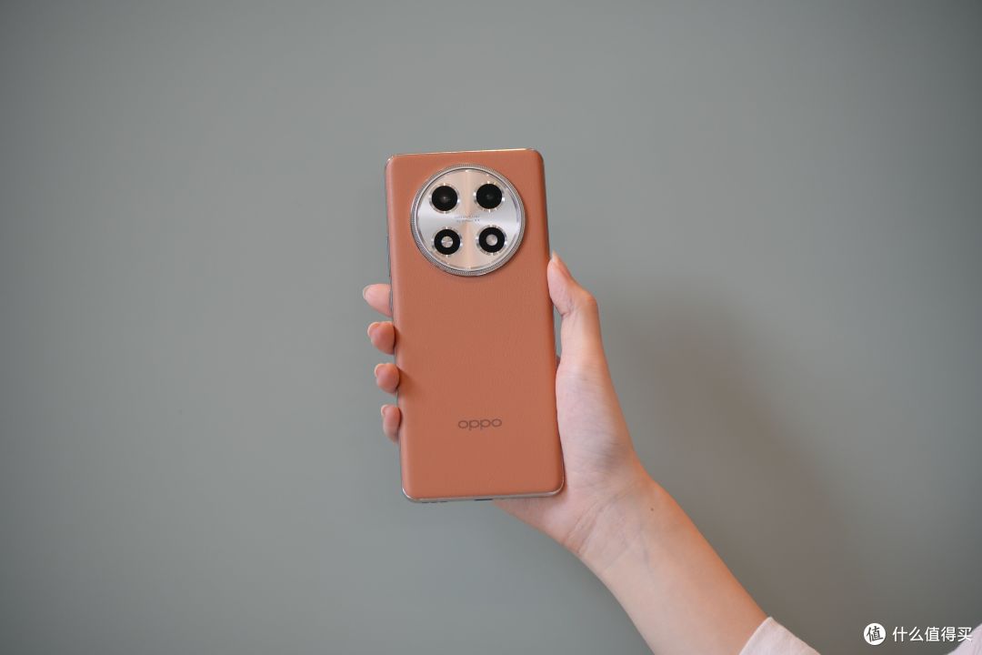 OPPO A2 Pro评测:千元价位旗舰质感,电池四年包换,体验有越级