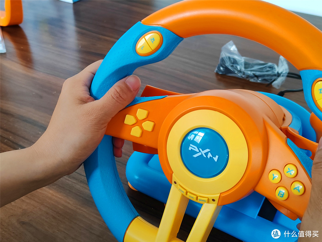 让孩子的世界充满赛车激情！莱仕达 PXN-V3 pro 儿童赛车方向盘让孩子爱上赛车！