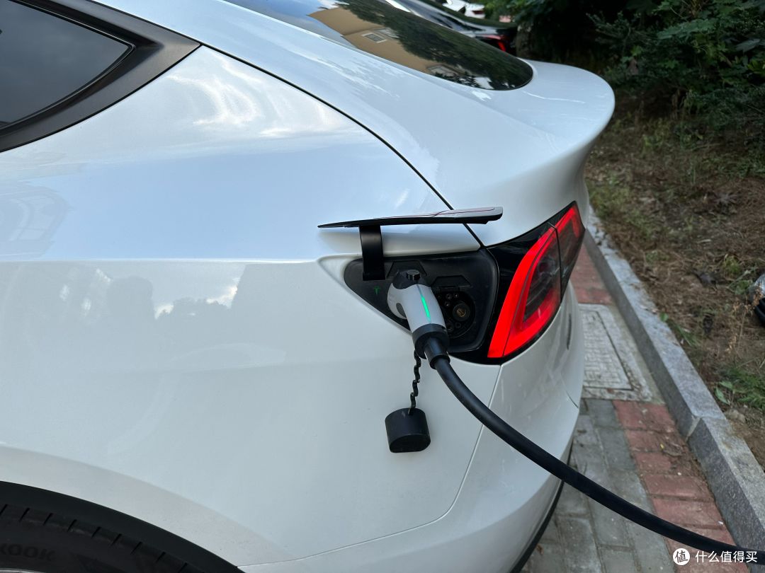 特斯拉家用充电桩怎么选?普诺得天马星220V 7KW充电桩选购安装以及使用体验分享
