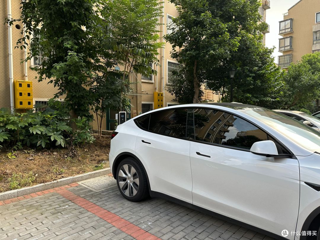 特斯拉家用充电桩怎么选？普诺得天马星220V 7KW充电桩选购安装以及使用体验分享