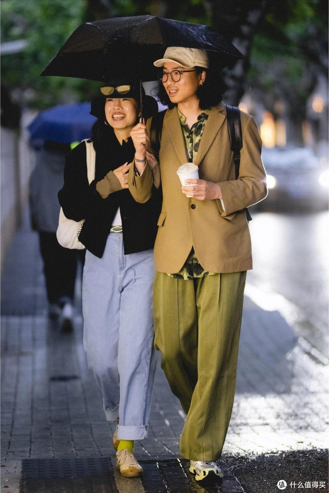 “腿粗、屁股大”的女人,多穿这3种裤子!看上海女生就知道多美