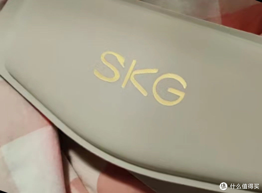 skg腰部按摩仪 四区揉捏缓解酸累智能按摩器腰带可拆洗