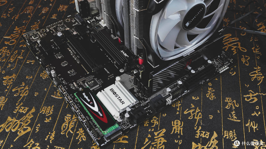 真正的海景房!鑫谷无界1机箱打造全面个性化展示