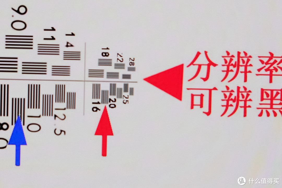 只是显示器？不不不，它是拥有安卓系统、4K、高刷、2.1音响，ALL IN ONE的电竞闺蜜机！