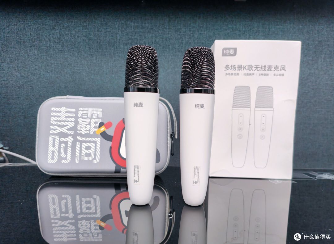 纯麦Q1Pro多场景使用无线麦克风:在家也能畅享K歌乐趣