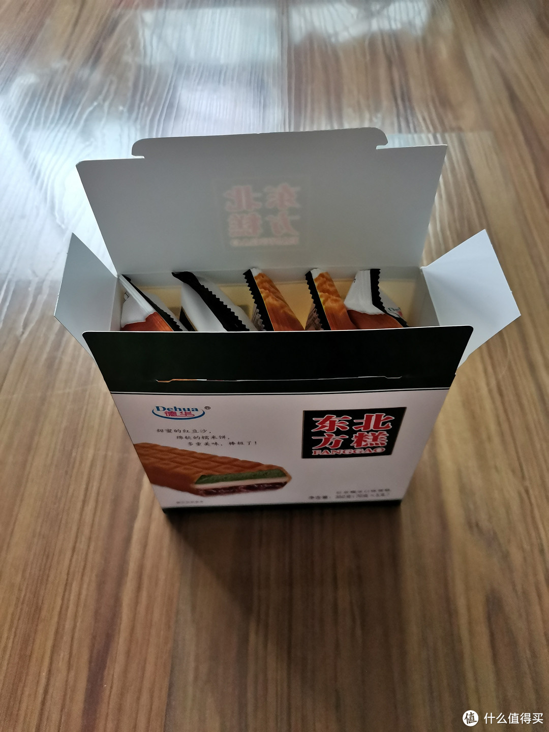 第一次品尝：德华东北方糕 。奶油麻薯红豆，三层馅料真过瘾！