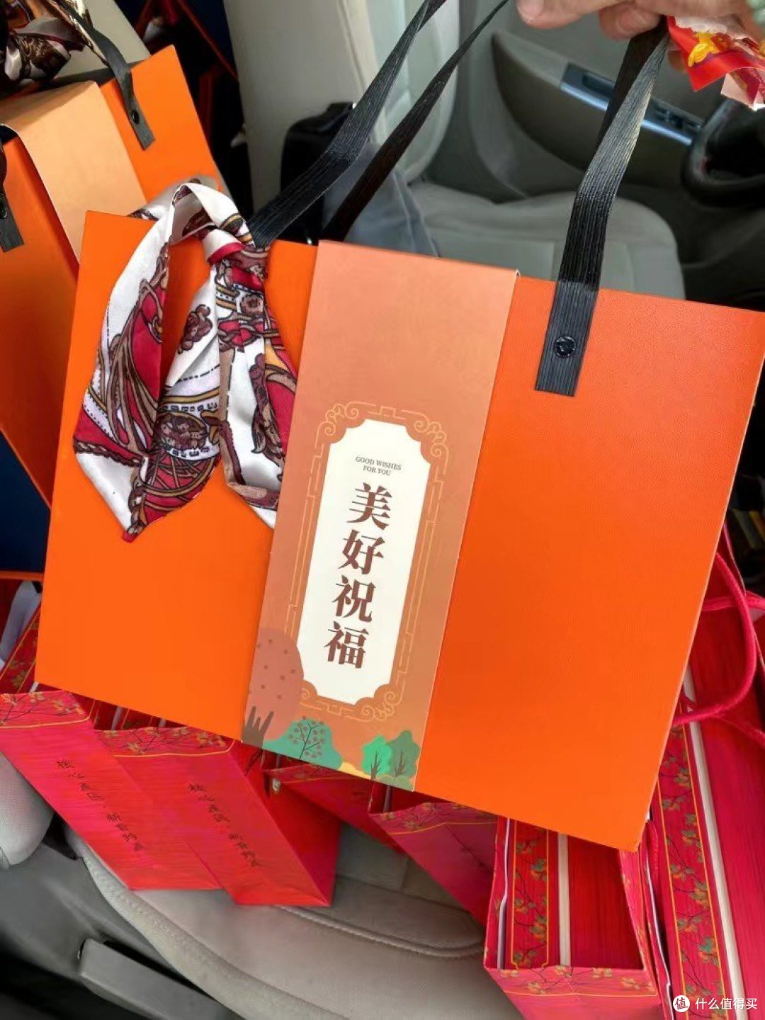 定制批发中秋节高档月饼礼盒，送礼品选它没错!