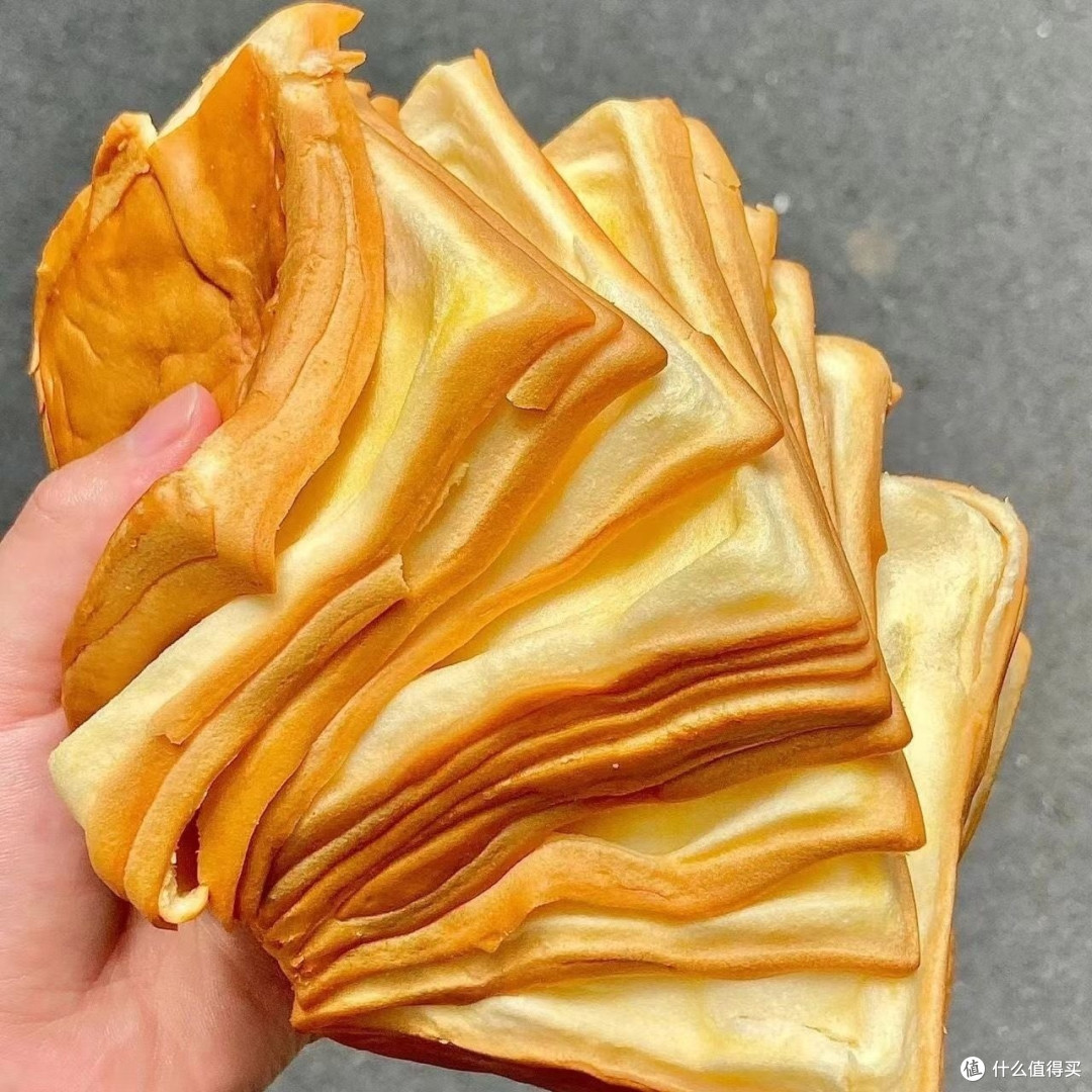 《千层牛乳吐司面包:味蕾的享受与美好生活的开启》