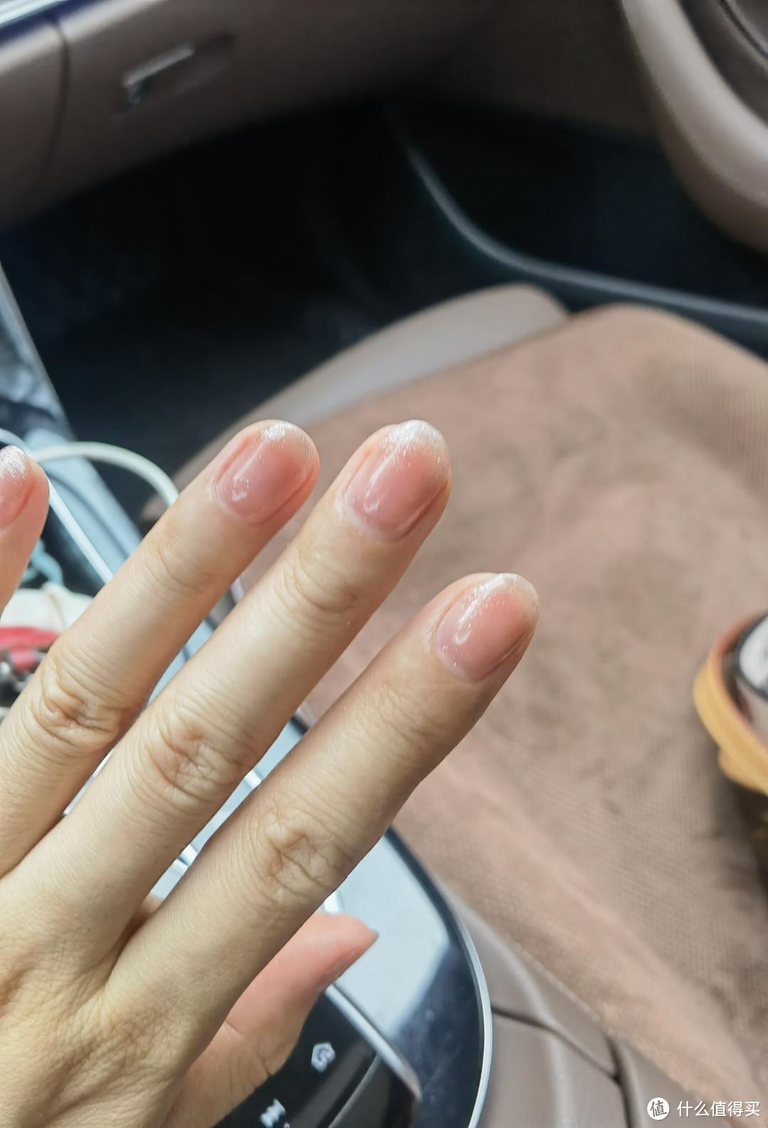 带你体验一下,不吃饭,到海底捞免费做美甲吧