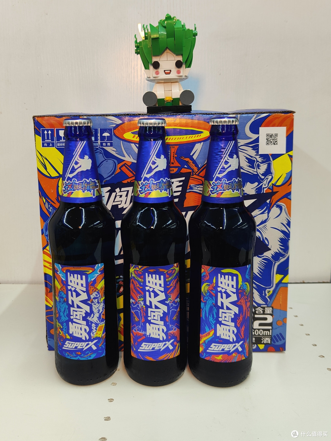 人生得意须尽欢，莫使金樽空对月