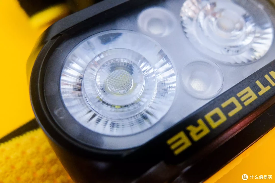 老瓶装新酒,NITECORE 2023版UT27越野跑头灯牙膏挤爆