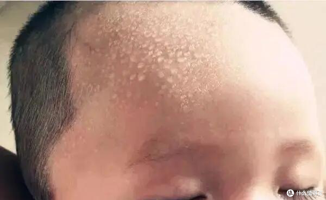 为什么宝宝睡觉前都要哭闹?4个原因4种做法,最后一个意想不到