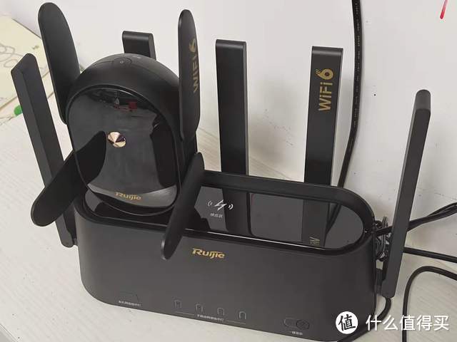 锐捷蜂鸟旗舰版路由器评测：WIFI满格，告别网络死角