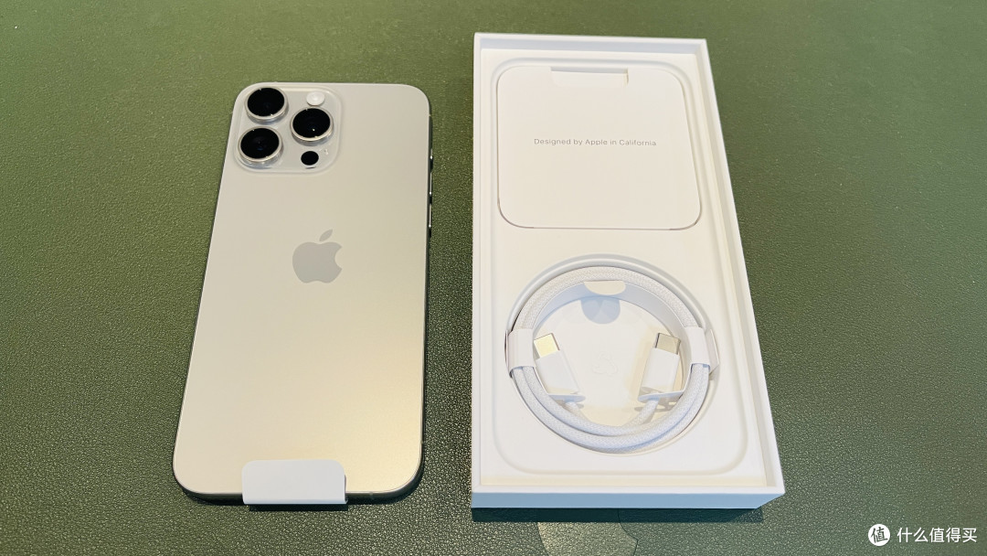iPhone 15 pro max开箱简单上手，看似没变化，实际小惊喜不少