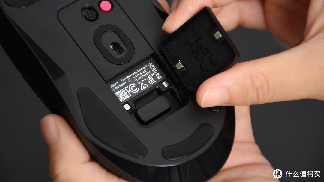 雷柏VT9 Pro游戏鼠标＆4K接收器：解锁4KHz回报率，畅玩游戏大作