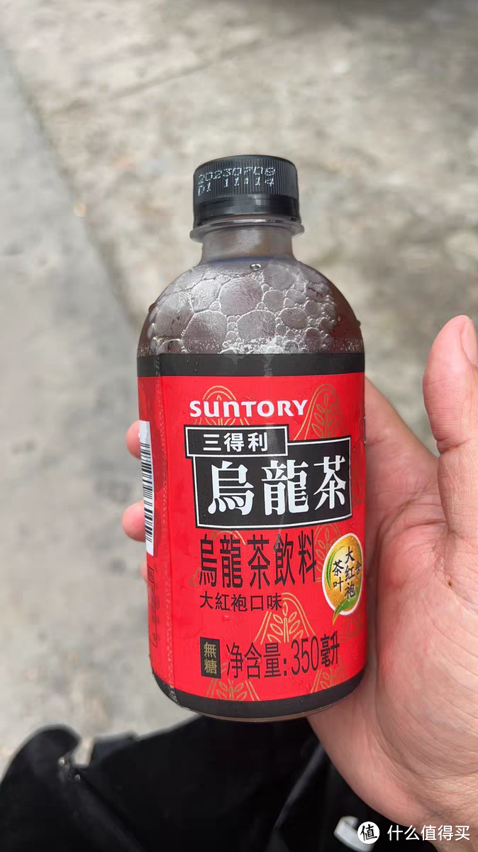 红袍乌龙茶，一款来自SUNTORY/三得利的无糖饮料