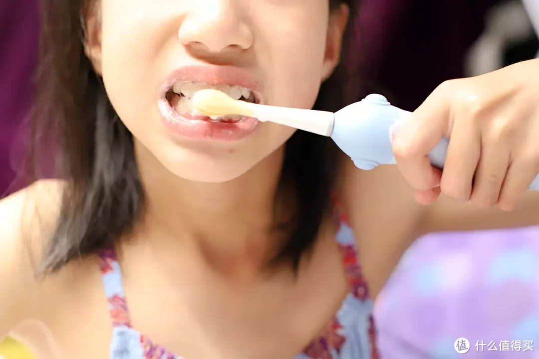 保护孩子的小牙齿——usmile笑容加 儿童电动牙刷 Q10