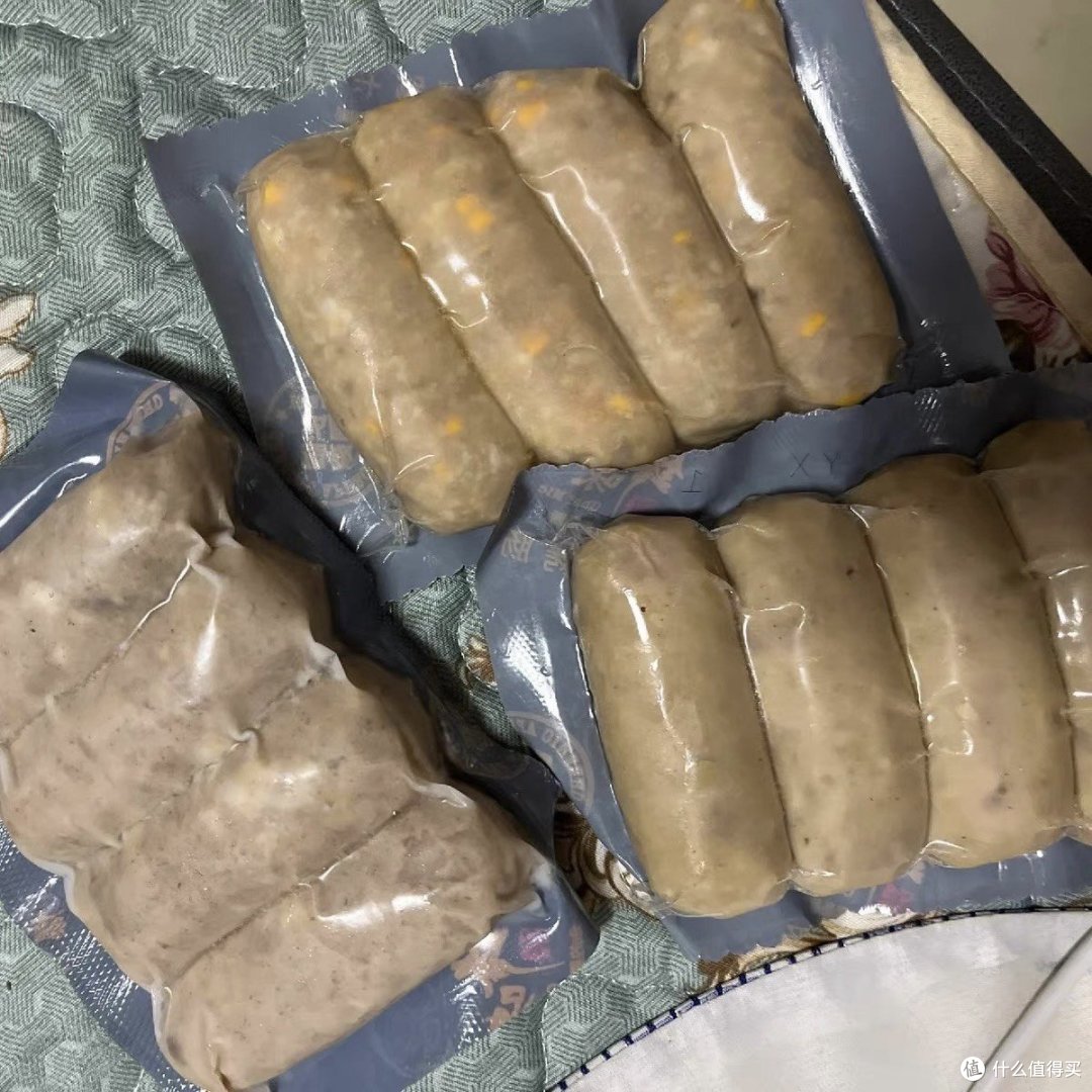 国庆宅家，美食相伴：锋味派烤肠的魅力之旅