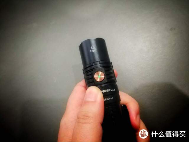 小而精悍,卓尔不凡:Fenix PD36R v2.0