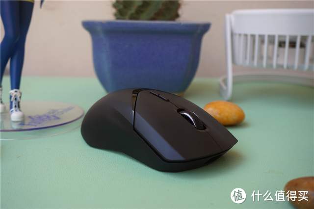 VT9PRO轻量化双模无线鼠标,克敌制胜就在一瞬间
