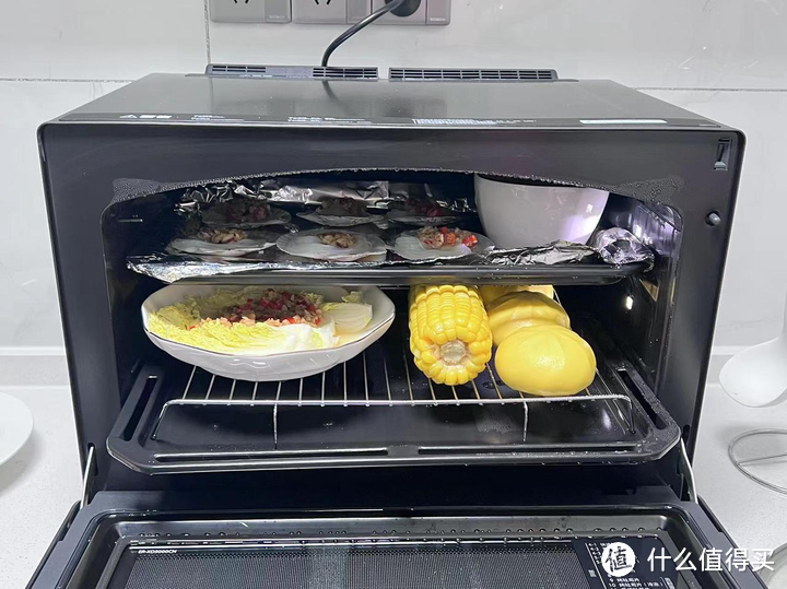从小白到大厨你只差一台微蒸烤一体机！简单易用的微蒸烤推荐，东芝XD5000水波炉测评