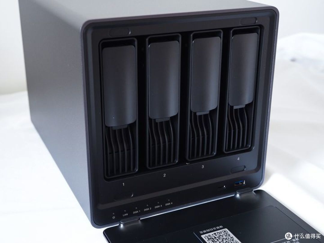 【实测+攻略】绿联 DX 4600+,家庭 NAS 私有云搭建,教你打造完善的家庭共享存储空间~