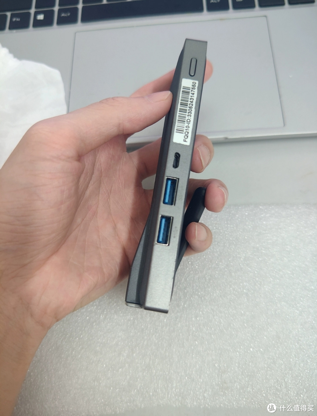 两个USB3.0口，扩展性没的说