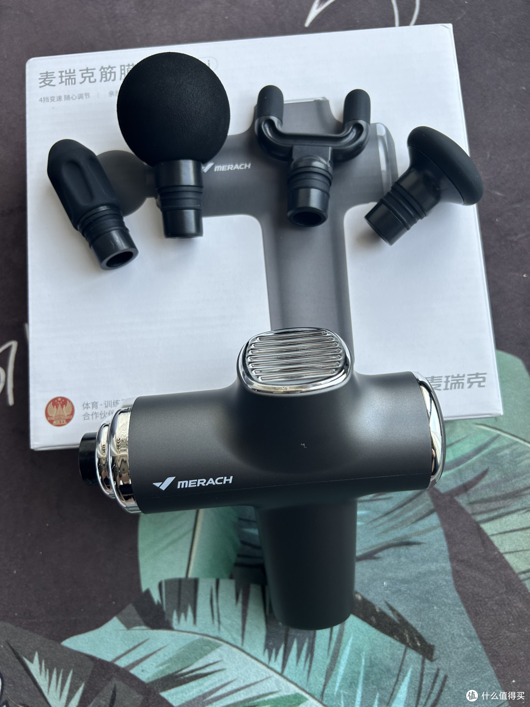 麦瑞克筋膜枪9度mini:精美小巧的专业健身工具