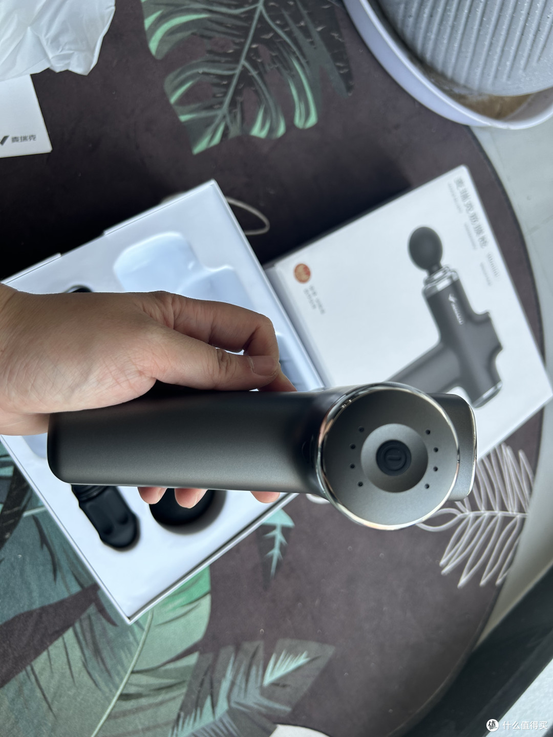麦瑞克筋膜枪9度mini:精美小巧的专业健身工具