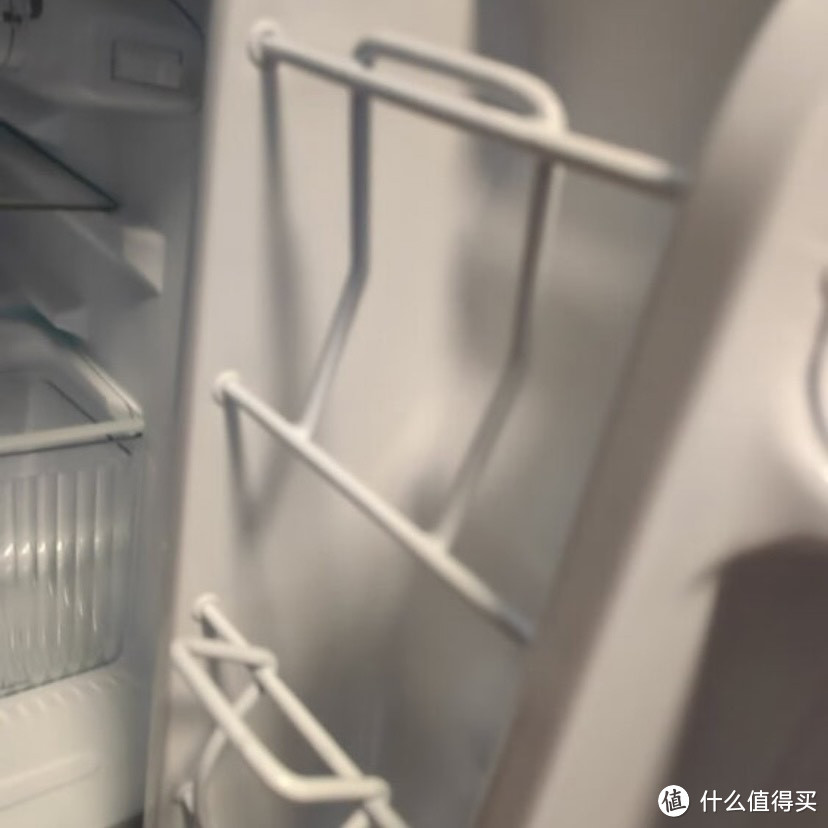 冰箱是我们家庭生活中必不可少的电器
