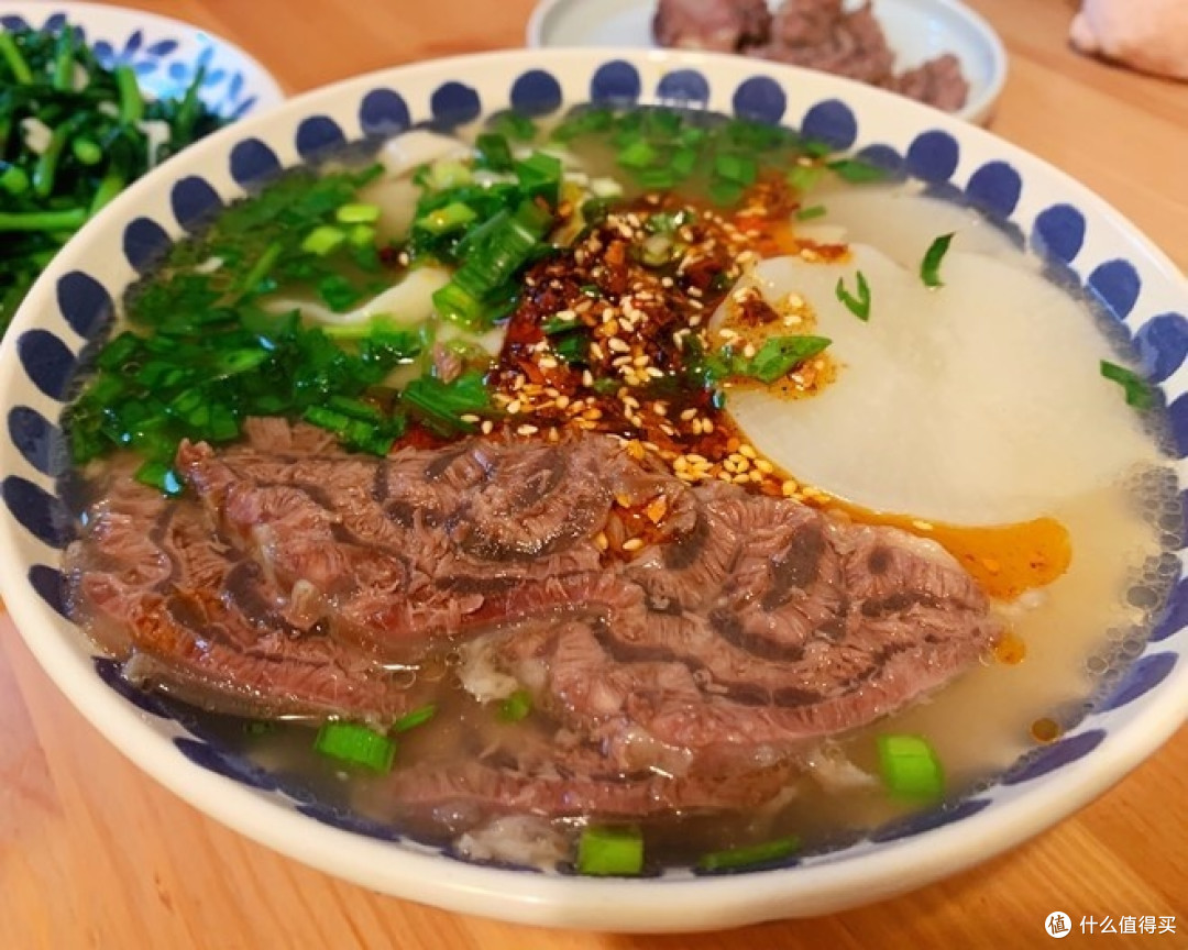 牛肉拉面的做法大全，简单易学，让你在家也能轻松做美食!