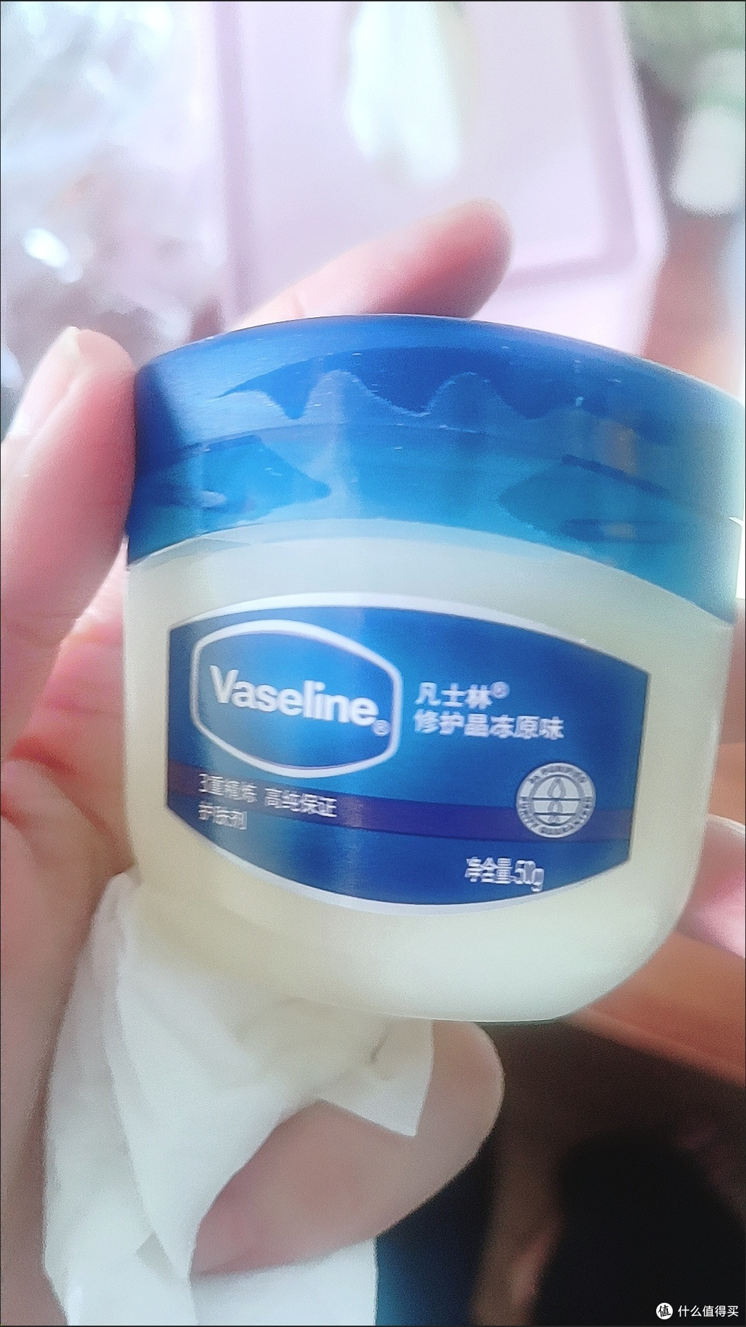 凡士林晶冻:深度滋润,呵护娇嫩肌肤