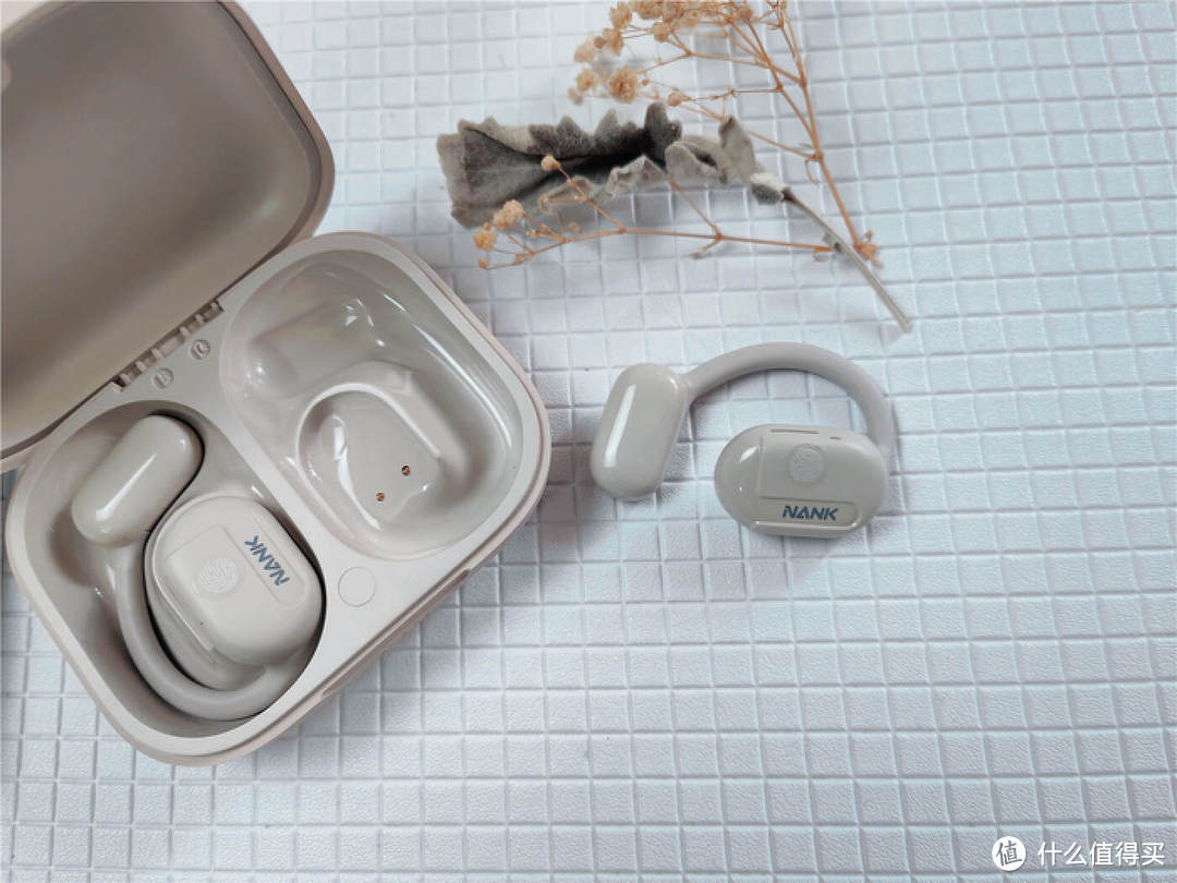 南卡OE CC开放式蓝牙耳机评测：设计精湛，0感0压新风尚！