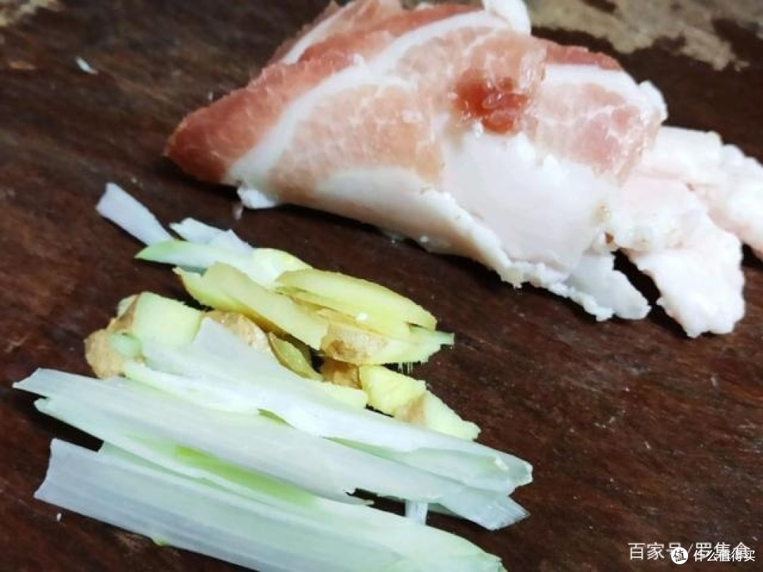 鱼头炖豆腐,舌尖上的美味