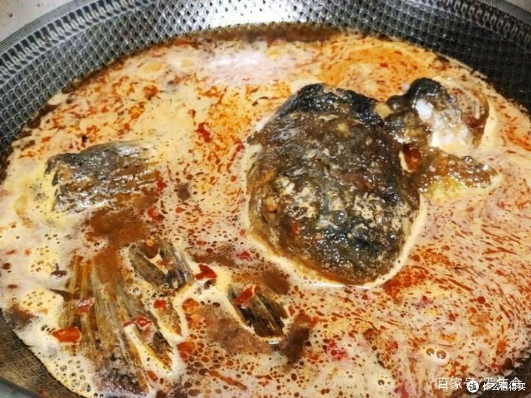 鱼头炖豆腐,舌尖上的美味