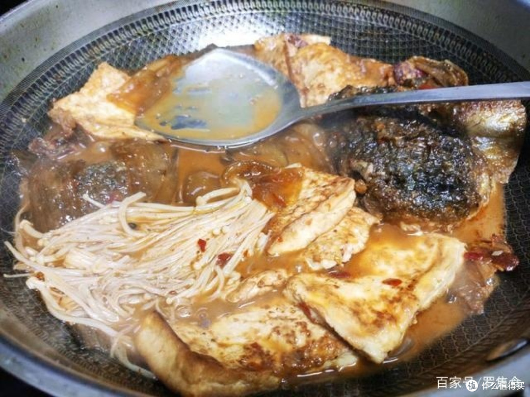 鱼头炖豆腐,舌尖上的美味