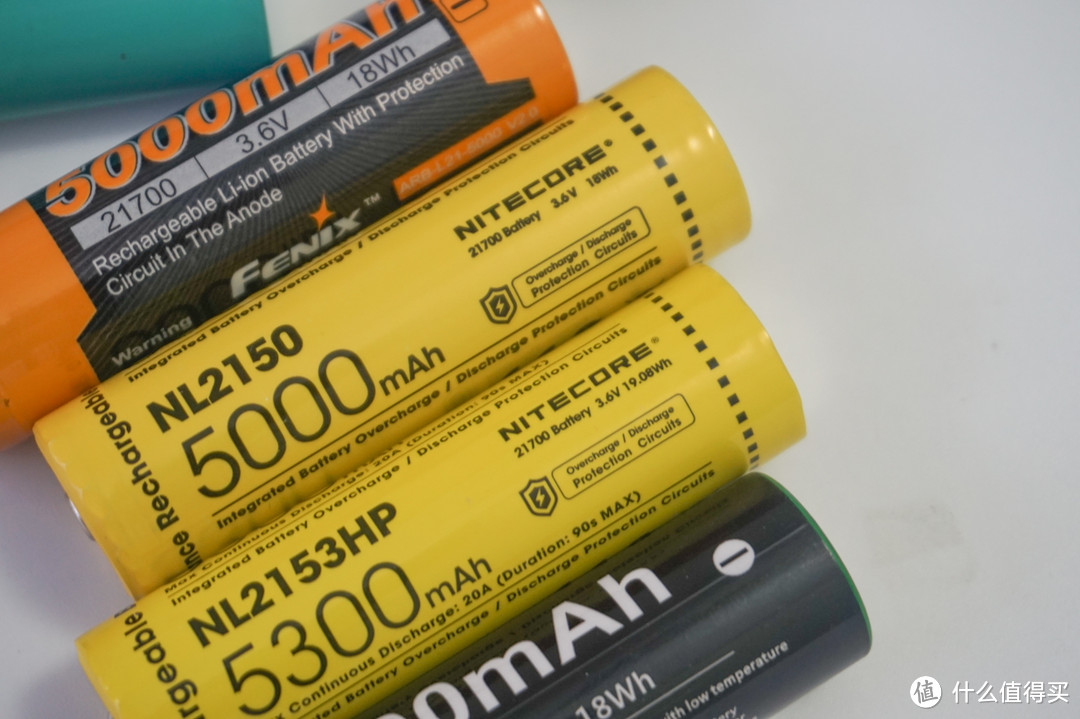 21700 电芯再度升级，5300mAh 电池成标配！开启手电市场新时代 ，信息量大适用人群广泛